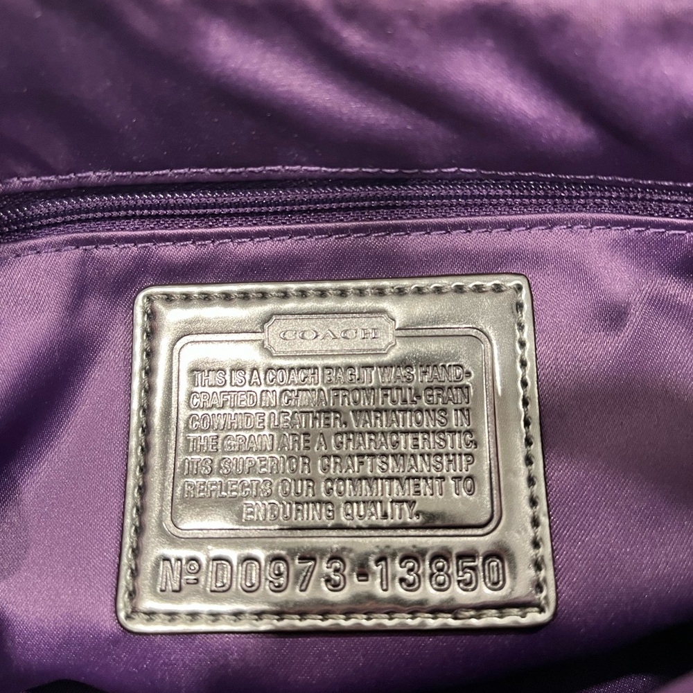 COACH POPPY GROOVY Grey and White Leather Purse - Picture 14 of 15